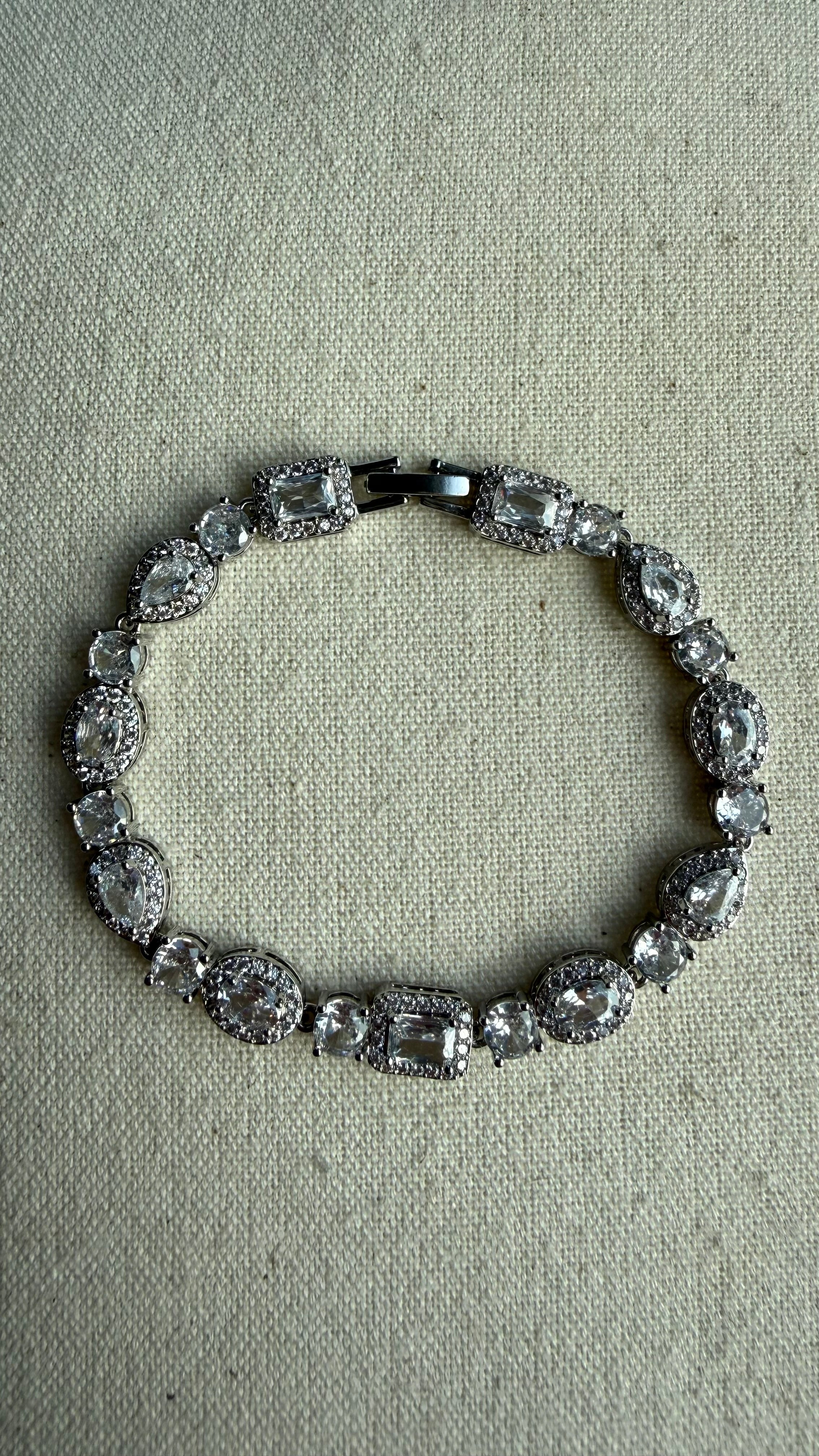 Multi-stone bracelet