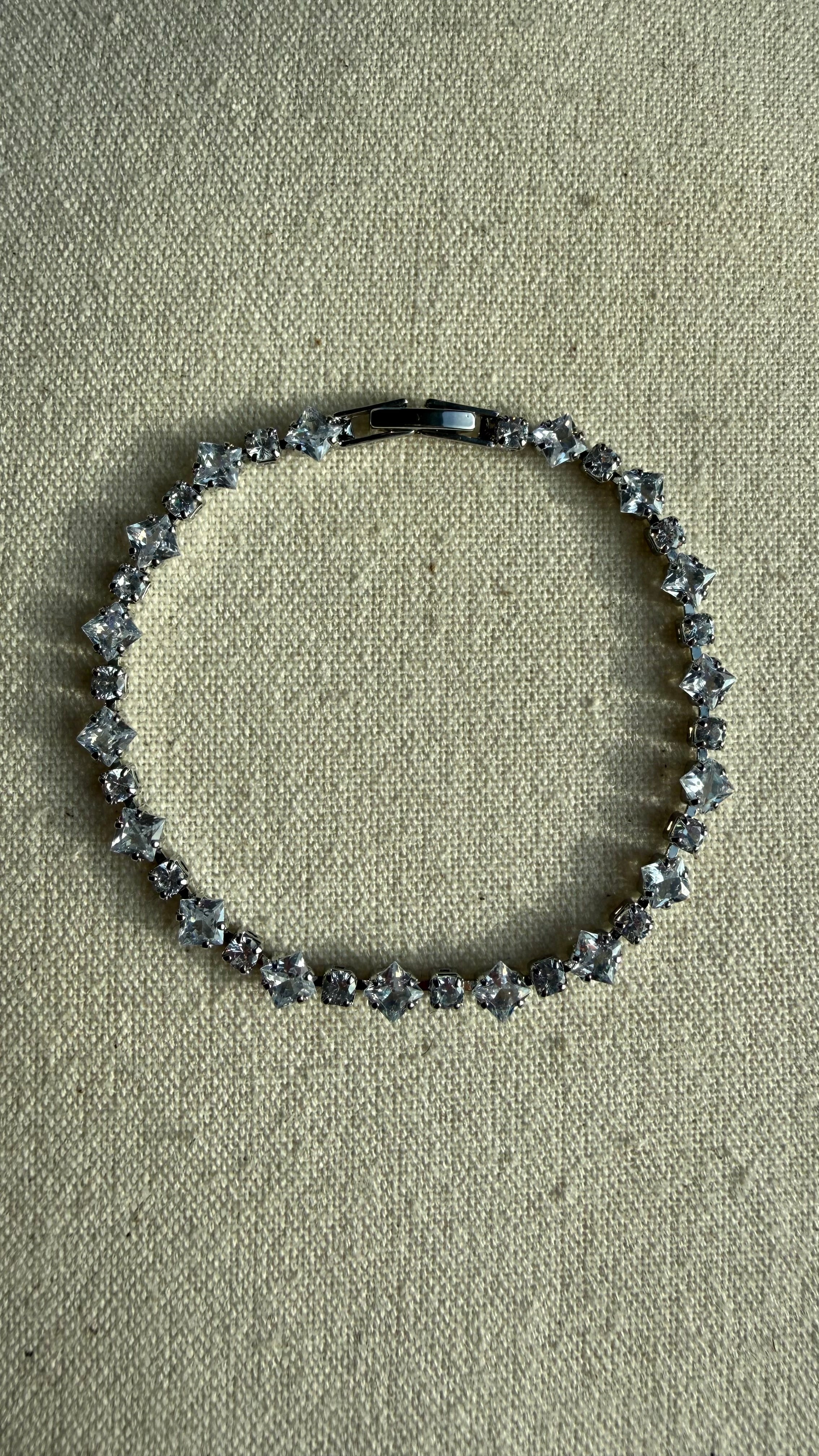Starlet bracelet